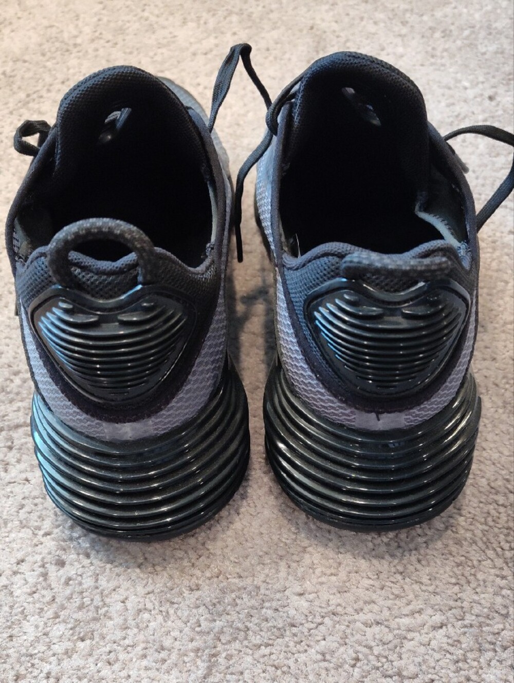 Nike Women's Athletic Low-Top Sneakers in Gray and Black - Picture 6 of 9